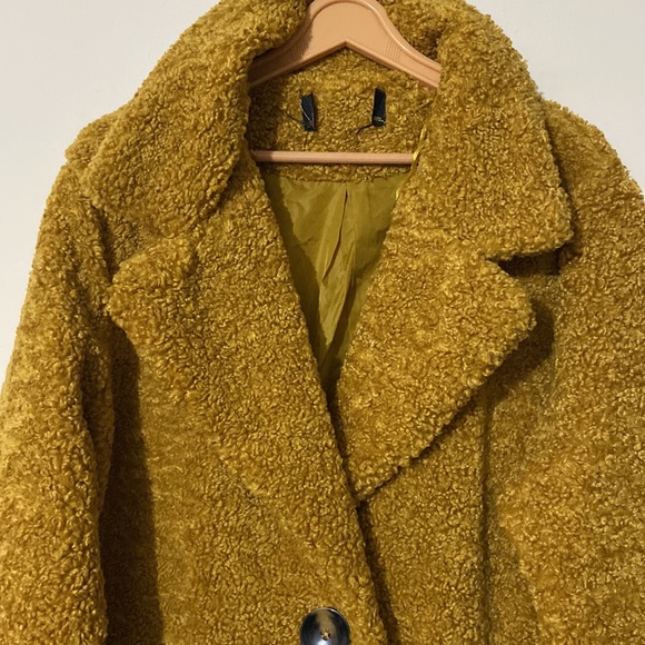 FOREVER21 SHEARLING COAT 🧥 - Picture 4 of 9